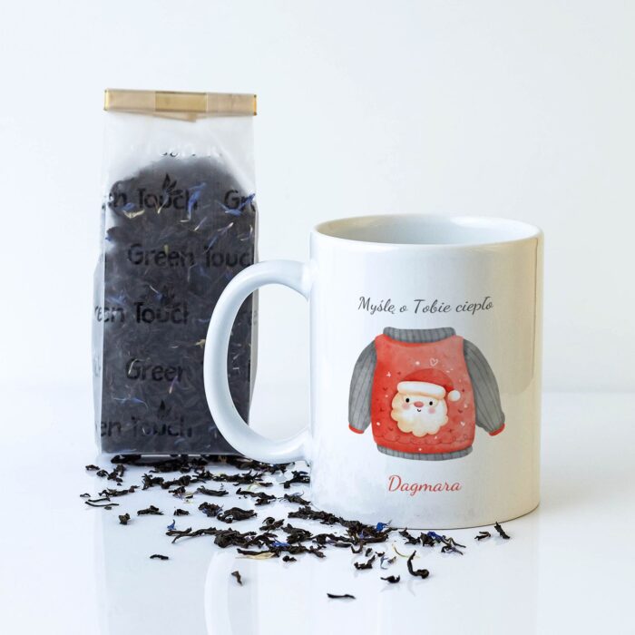 Kubek z imieniem i herbatą, prezent pod choinkę.