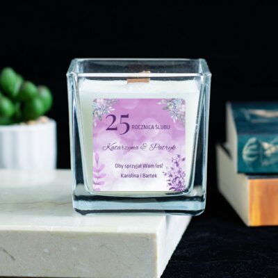 Prezent na rocznicę ślubu, świeca, którą możesz spersonalizować.
