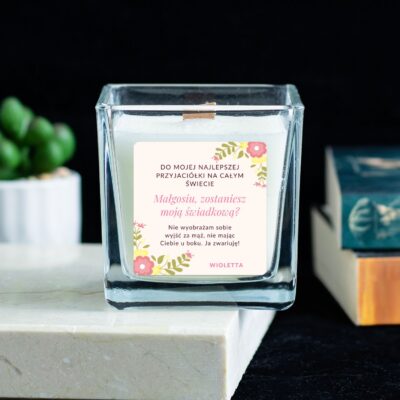 Świeca dla druhny, świadkowej z personalizacją. Cudny zapach wanilii.