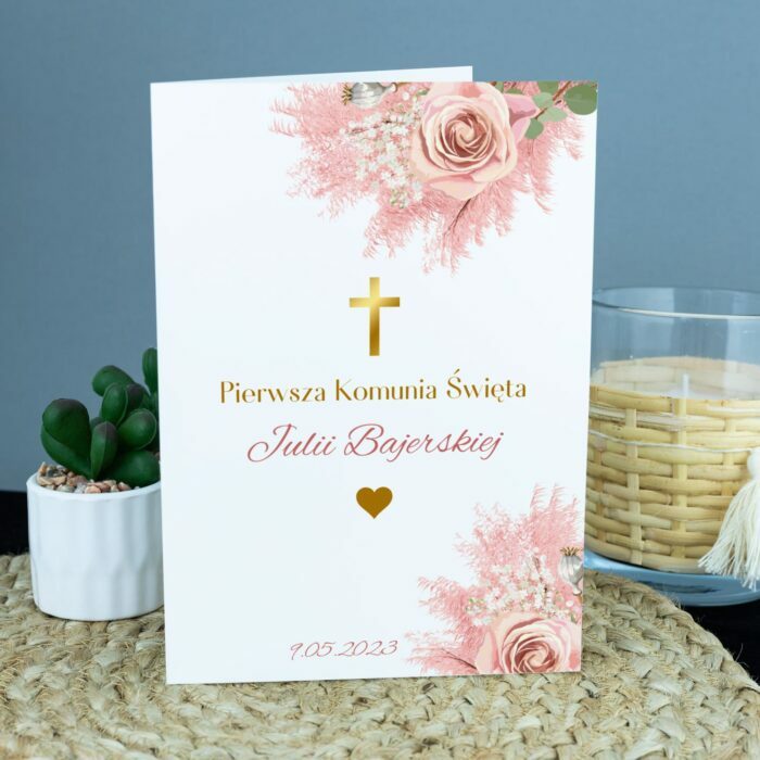 personalizowana kartka na komunię świętą dziewczynki