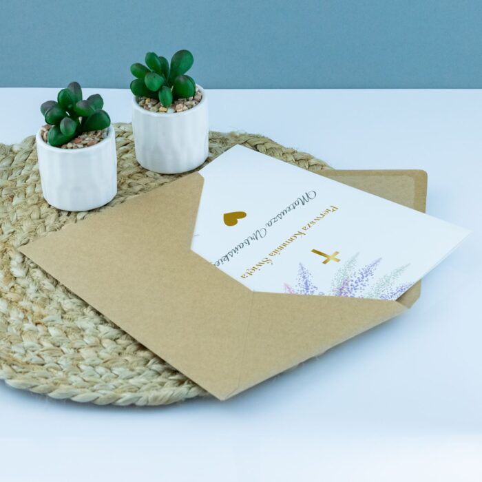 pierwsza komunia święta chłopca